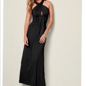 Venus keyhole halter maxi dress black large